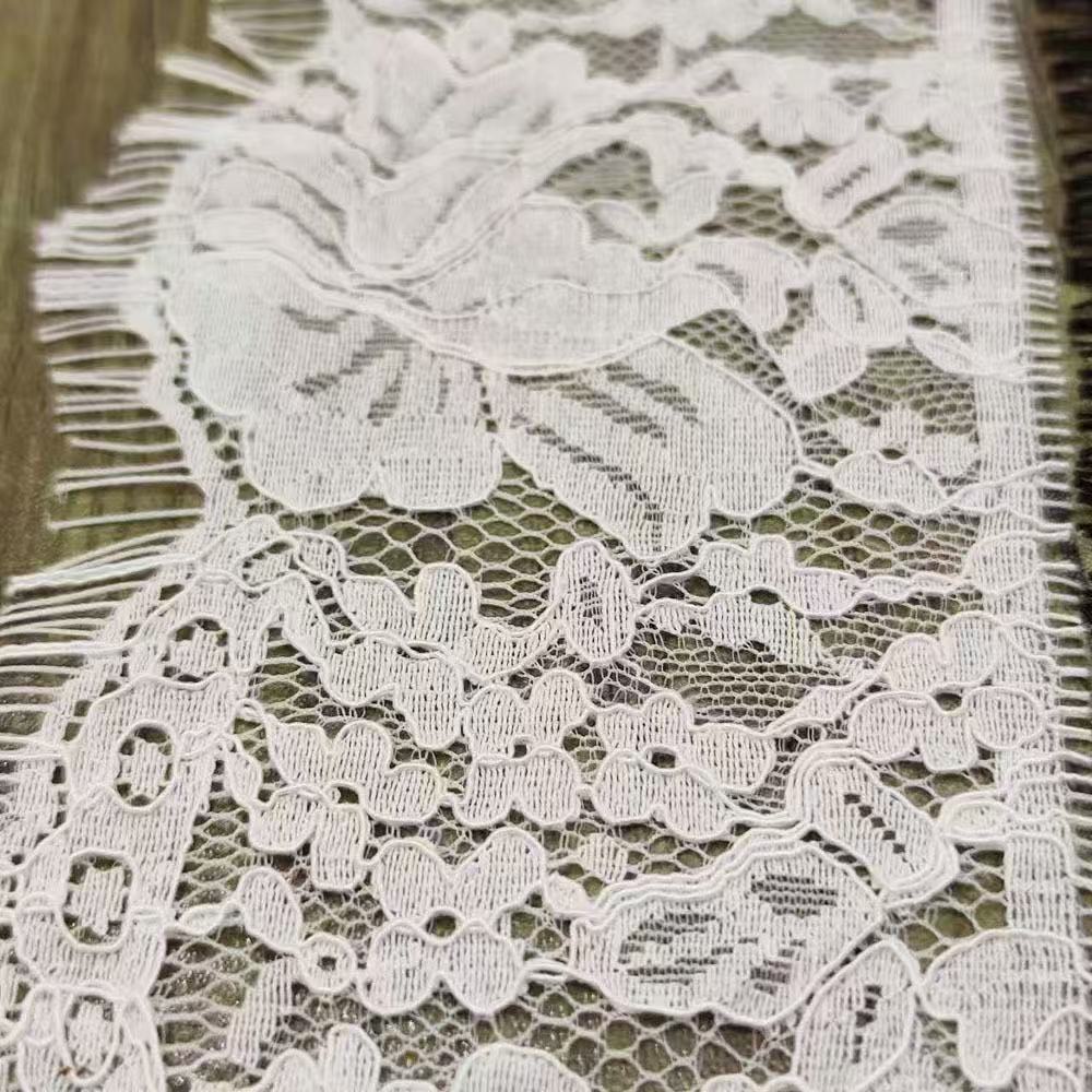 Flowers chantilly Lace trim Fo - Home Fashion Textiles recension och pris